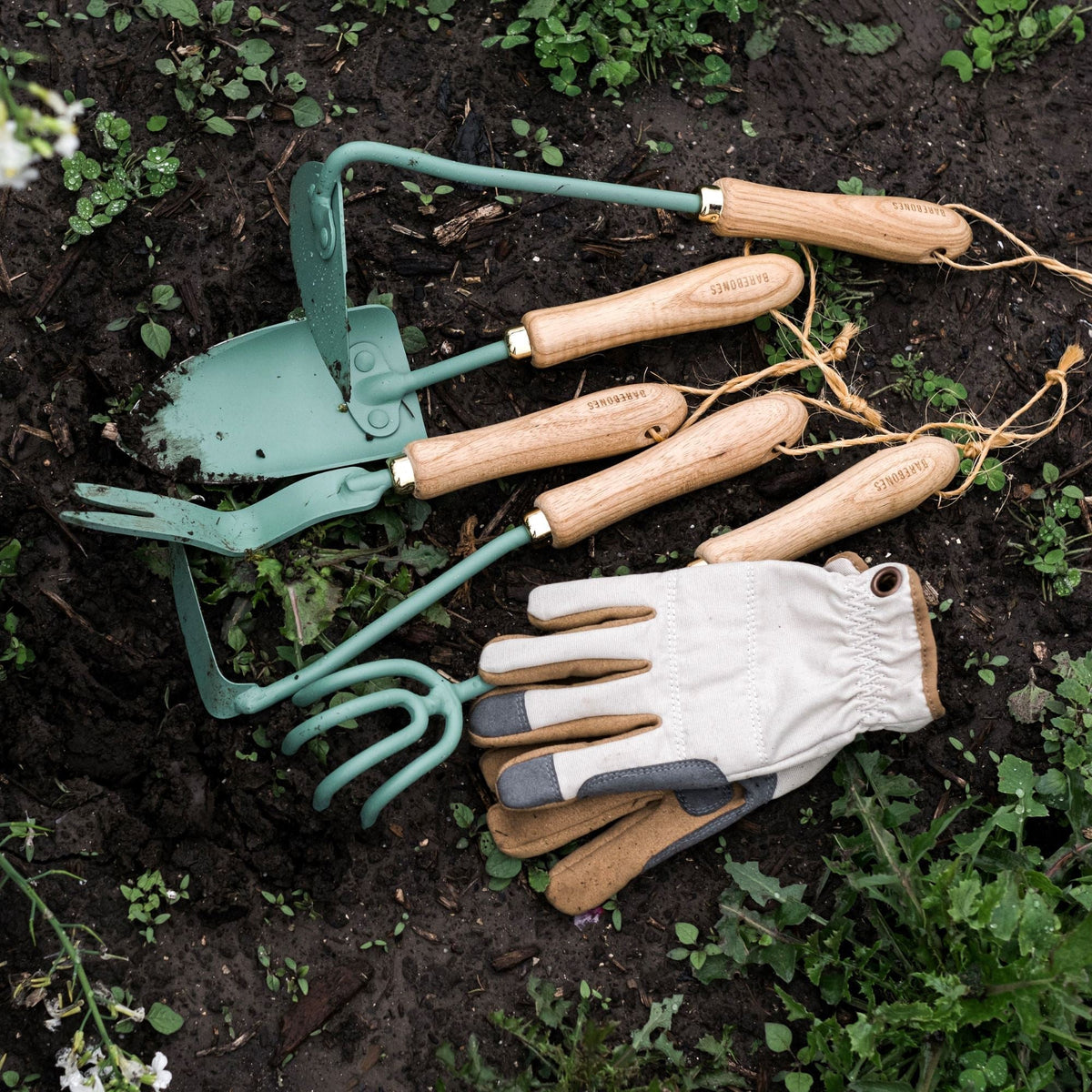 Spade Hand Trowel
